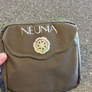 Neuma travel hair products kit